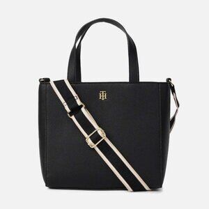 Tommy Hilfiger Women's  Oversized Handbag Crossbody Bag With Quilted Black